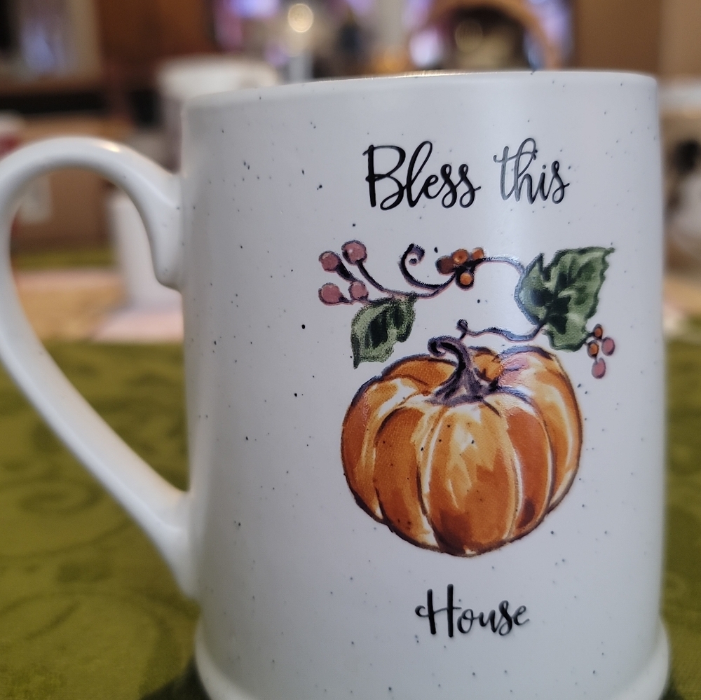Happy Harvest Mug "Bless this home"